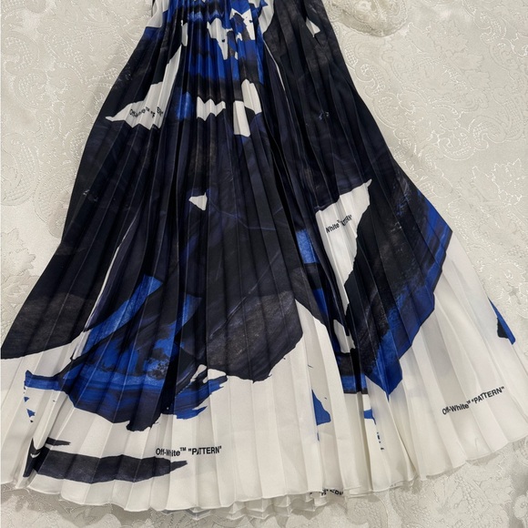 100% Authentic Off White by Virgil Abloh Elegant Blue and Black Pleated Skirt - Picture 3 of 4